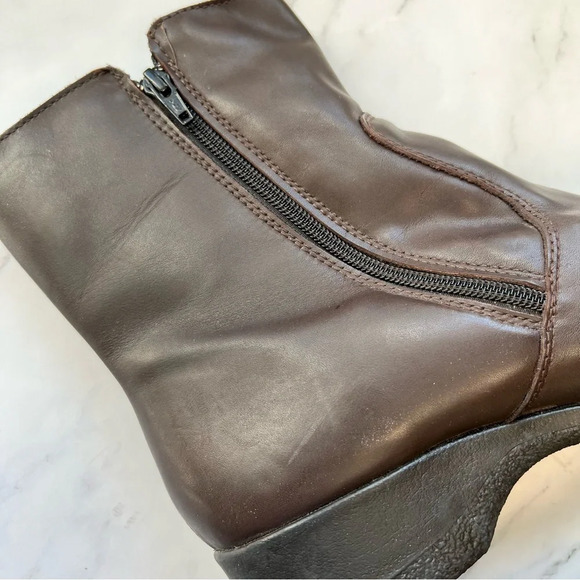 Martino Lindsay Weatherproof Leather Canadian Made Women's Boots Brown Size 10 - Picture 5 of 15